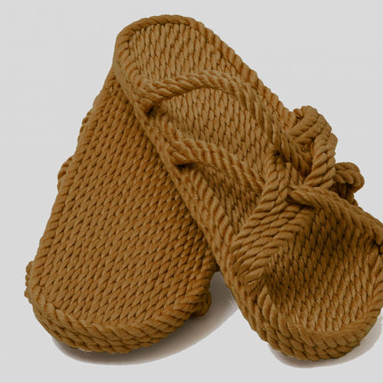 Slip On Café